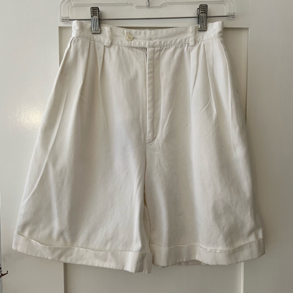 Vintage Esprit High Waisted Pleated Shorts in White